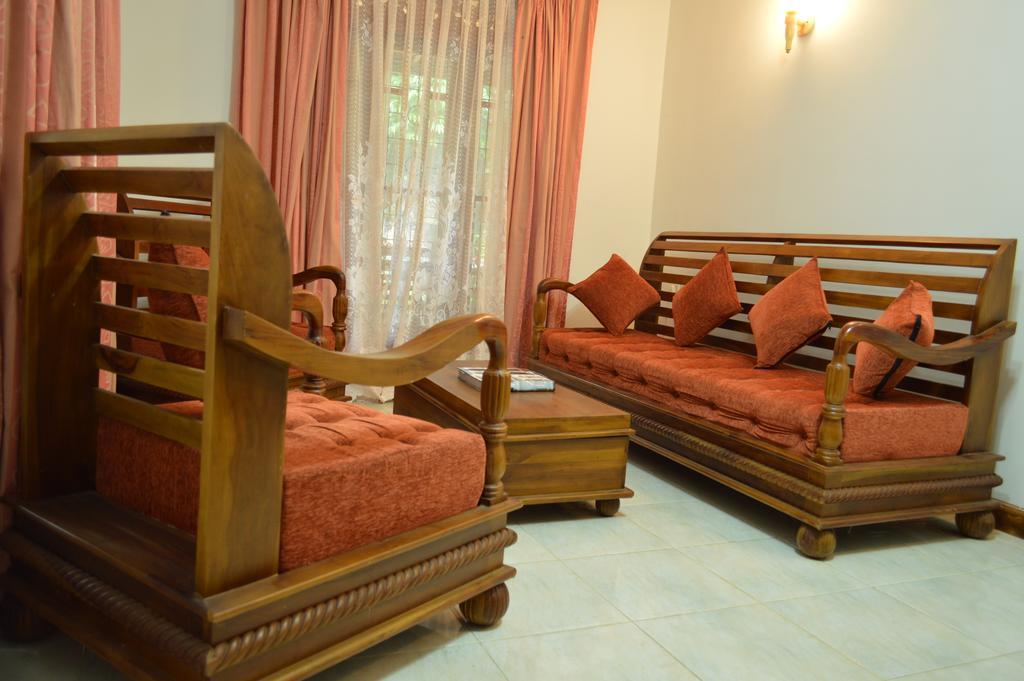 Green View Holiday Resort Канди Екстериор снимка
