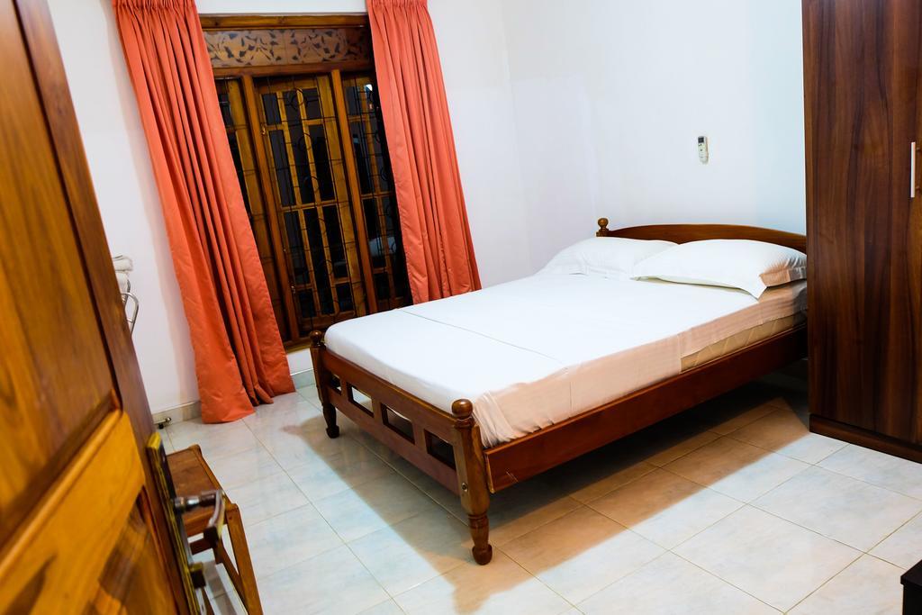 Green View Holiday Resort Канди Екстериор снимка