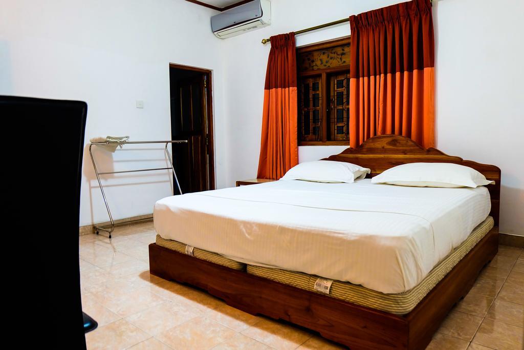 Green View Holiday Resort Канди Екстериор снимка